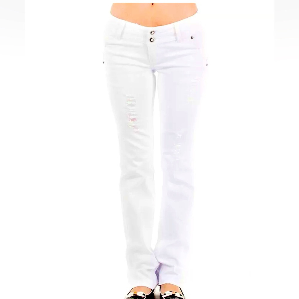 Brazilian butt lift booty enhancing LOW RISE jeans  
Y2k White Distressed Ripped